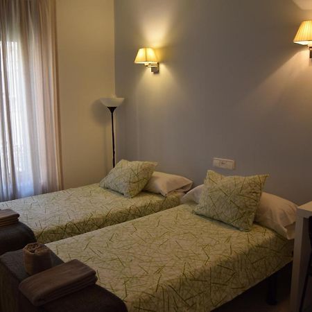 מדריד Hostal Rofer מראה חיצוני תמונה