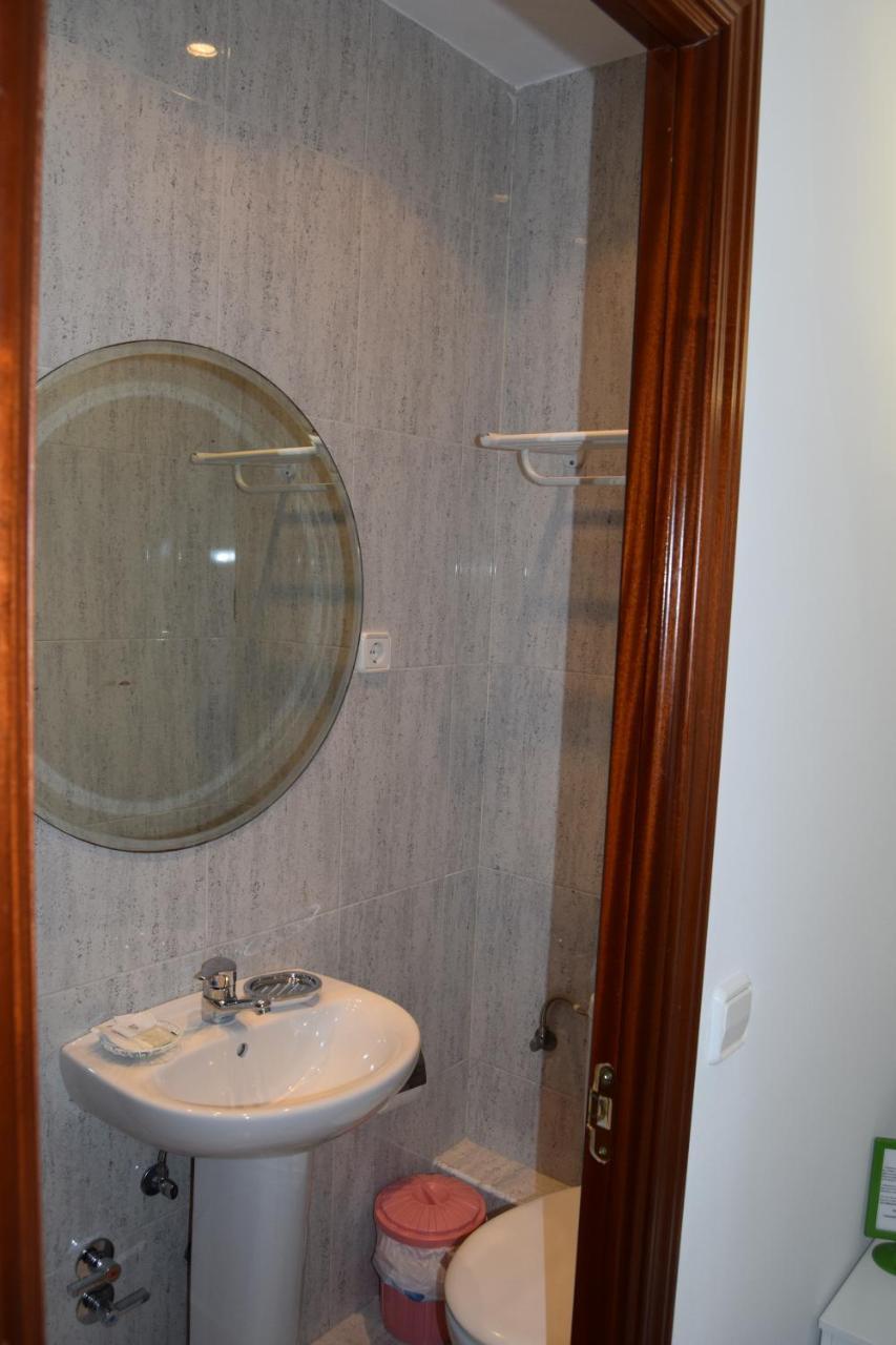 מדריד Hostal Rofer מראה חיצוני תמונה