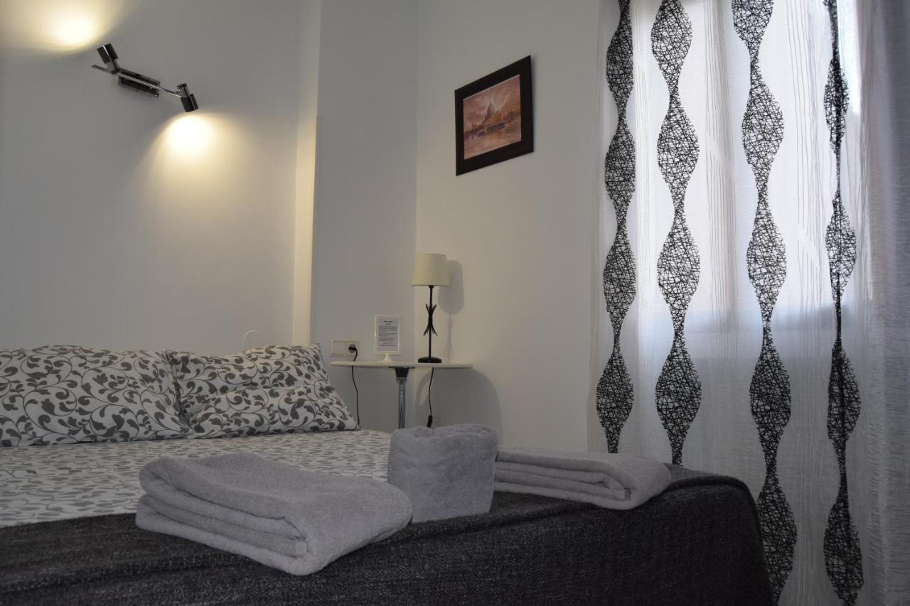 מדריד Hostal Rofer מראה חיצוני תמונה