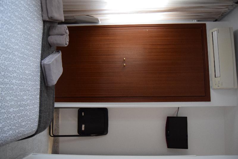 מדריד Hostal Rofer מראה חיצוני תמונה