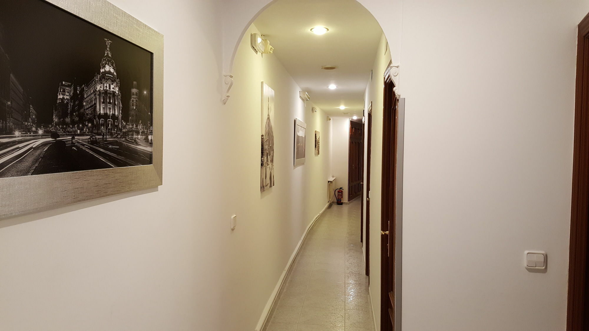מדריד Hostal Rofer מראה חיצוני תמונה
